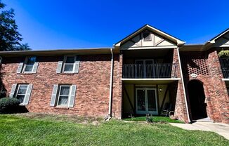 Charming 3 bedroom, 2 bathroom condo in Greensboro