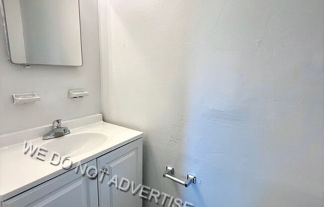 3 beds, 1.5 baths, $1,550