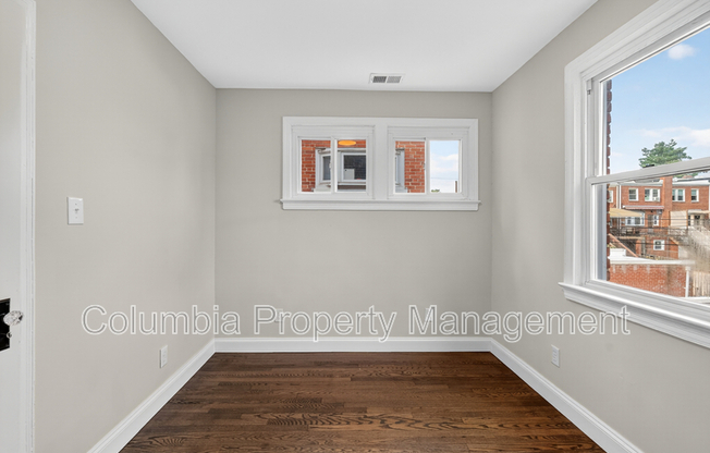 5221 2 ST NW