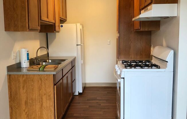 1 bed, 1 bath, 622 sqft, $1,450, Unit F 03