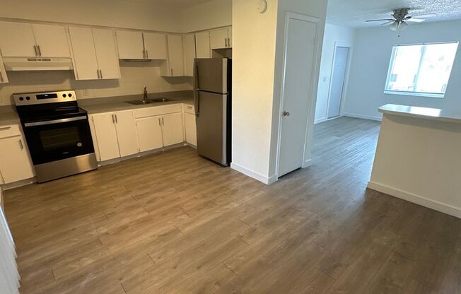 1 bed, 1 bath, 700 sqft, $1,415, Unit 9202-4