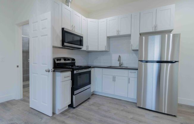 Parkway Plaza Apartments