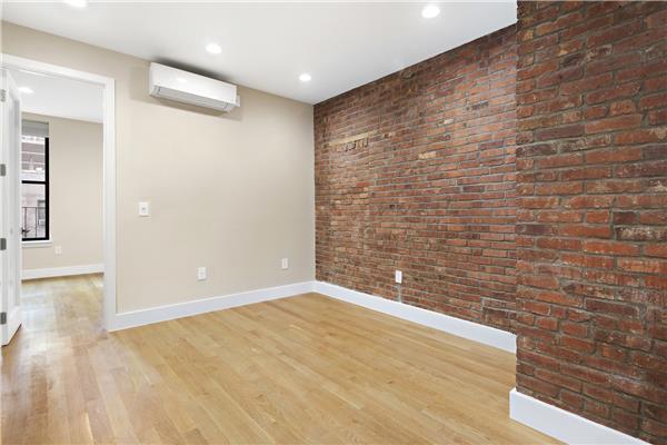 1 bed, 1 bath, $3,600, Unit 4-F