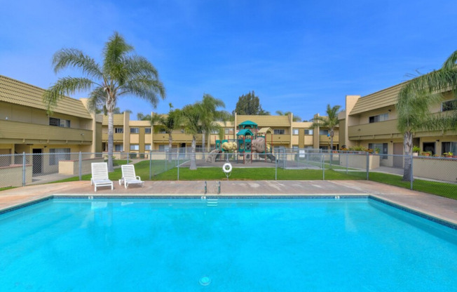 2 beds, 1 bath, 790 sqft, $2,150, Unit 1455 - E