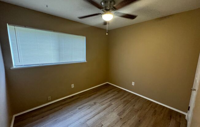 3 beds, 1 bath, $1,200