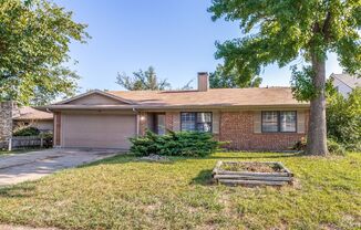 Charming 3BD Mesquite Home with Spacious Backyard