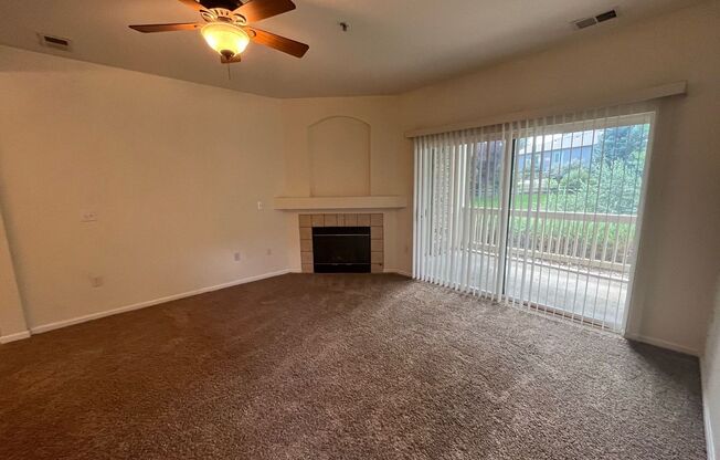Great Condo with Garage in South Ft. Collins