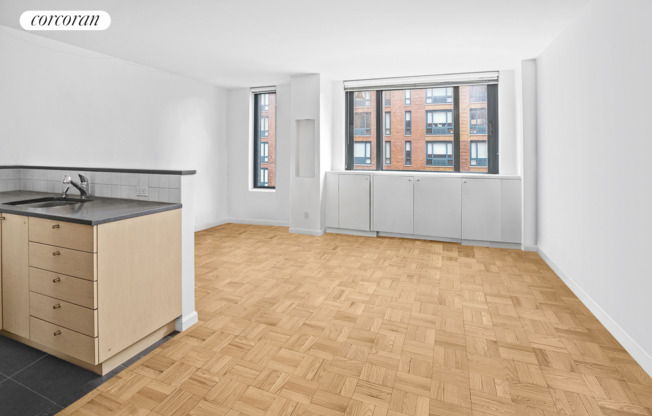 1 IRVING PL