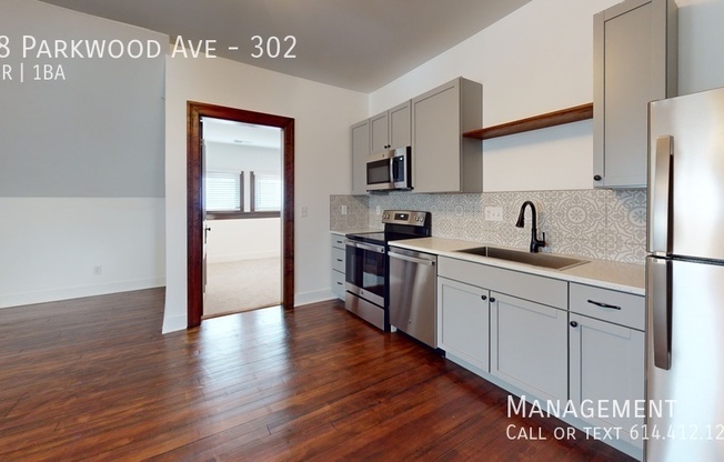 48 PARKWOOD AVE