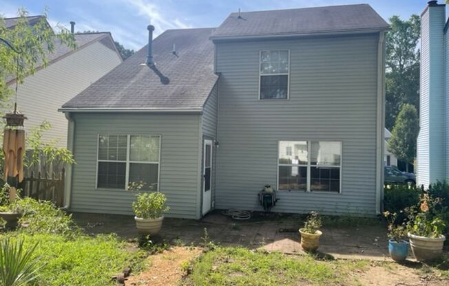 3 bedroom home centrally located in Newport News!