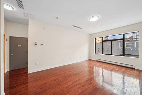 62 N 9 ST