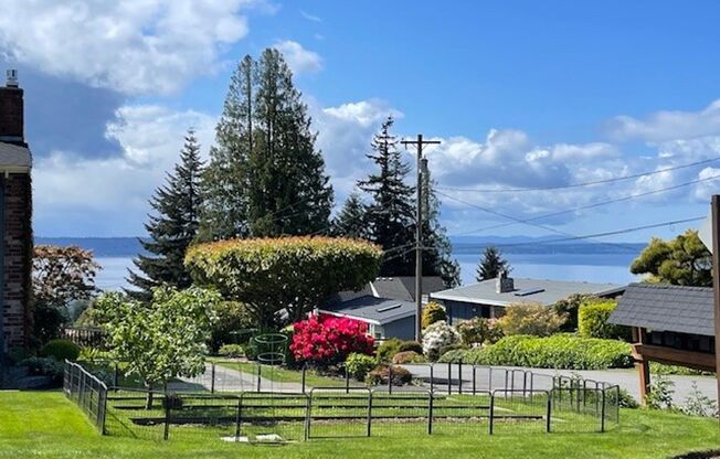 Edmonds View Home