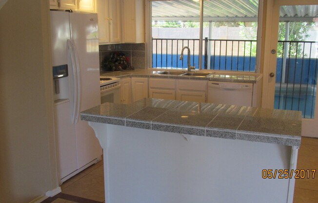 5 beds, 2 baths, $2,795