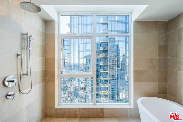 3 beds, 3 baths, 2,676 sqft, $14,300, Unit 1