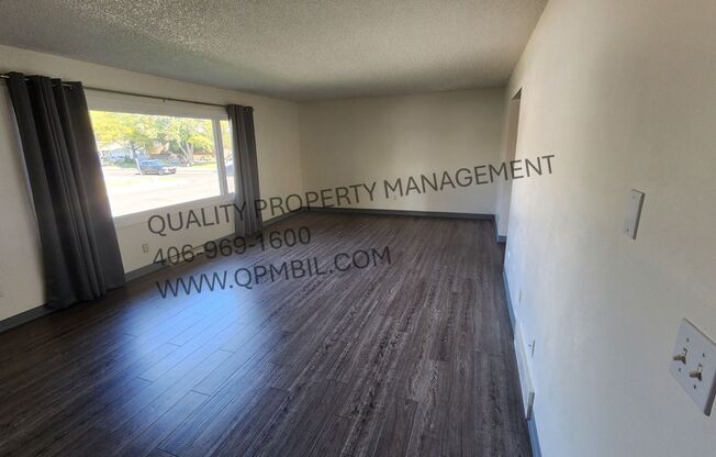 Spacious 3BD/2BA Duplex with Garage in Prime West End Location!