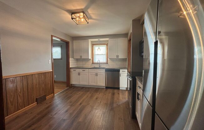 3 beds, 1 bath, $1,650