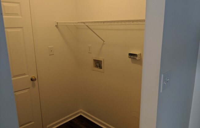 3 beds, 2.5 baths, 1,299 sqft, $1,520, Unit 01 - 7808