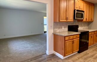 2 beds, 1 bath, $2,695