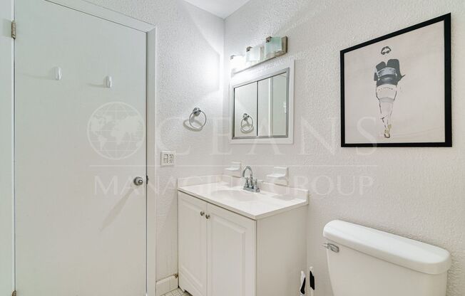 2 beds, 1 bath, $1,350, Unit # 2