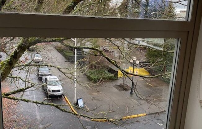 2 beds, 2 baths, 963 sqft, $1,979, Unit 402