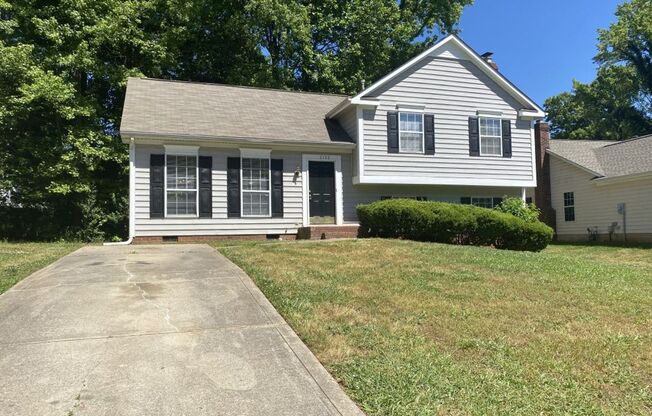 Spacious 4 Bed, 3 Bath home in Derita Area
