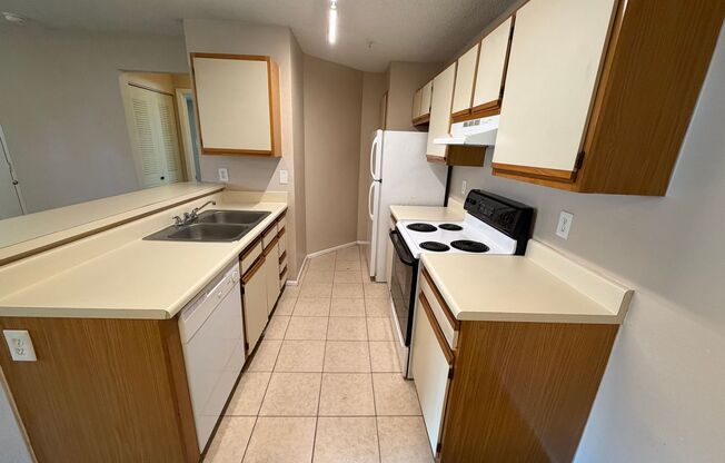 $1175 | Charming 1BR/1BA at The Landing Condominiums | First Floor!