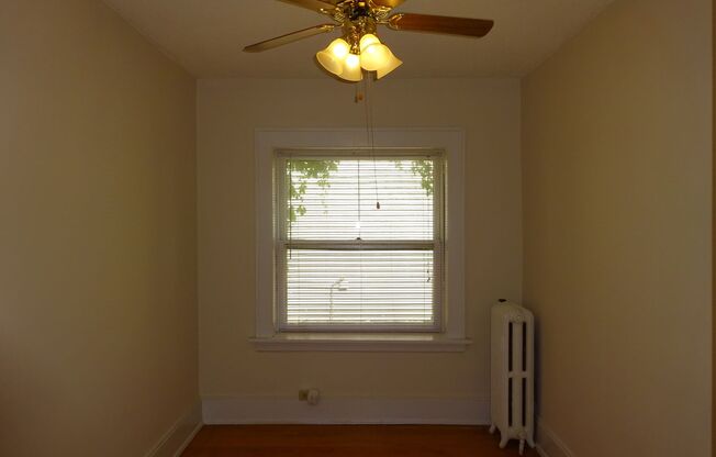 1 bed, 1 bath, 620 sqft, $950, Unit 202