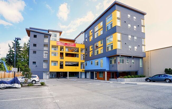 Studio, 1 bath, 220 sqft, $1,150, Unit B33 - MFTE
