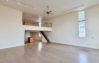 SOMA 1BR/2BA Loft with Expansive Space and Private Terrace + Garage Parking- AMSI