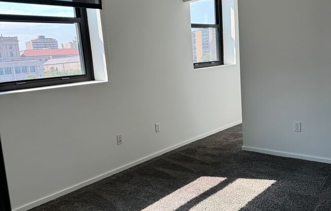 2 beds, 2 baths, 901 sqft, $1,495, Unit 701