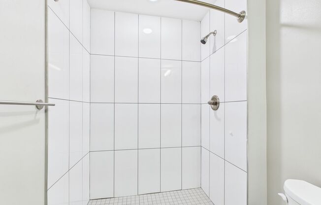 2 beds, 2 baths, 900 sqft, $1,500, Unit 120