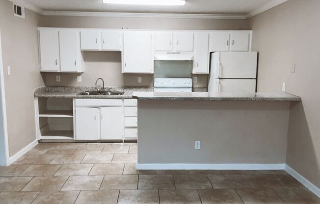 Spanish Vida Apartments