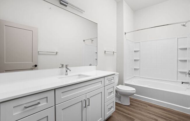 2 beds, 2 baths, 1,649 sqft, $2,785, Unit 833 W Main St #205