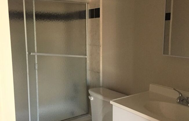 1 bed, 1 bath, 590 sqft, $1,625, Unit 04