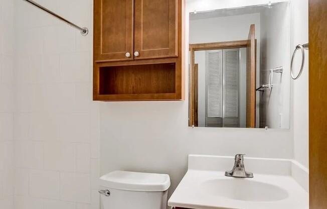 Welcome to Central Lakes of Uptown, where modern living meets comfort. Our thoughtfully designed bathrooms feature stylish finishes and ample storage, perfect for your daily routine. Don’t miss out on making this your new home—schedule a tour today!