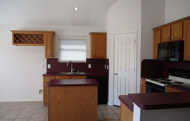 3 beds, 2 baths, $1,950