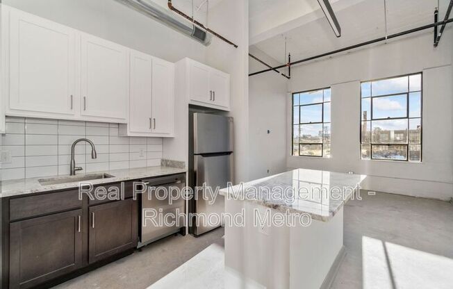 104 E 2 ST
