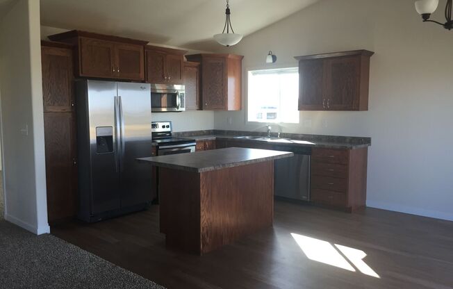 3 beds, 2 baths, $1,995