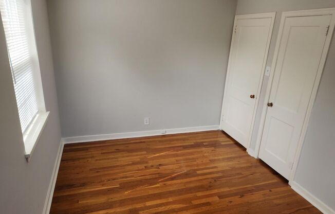2 beds, 1 bath, 897 sqft, $2,335, Unit A-16