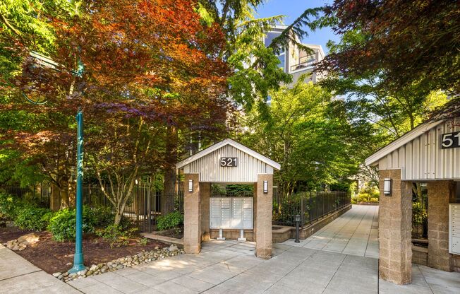 521 7th Ave Apt # 101