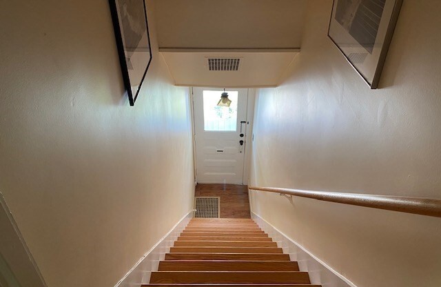24 LAWRENCE ST