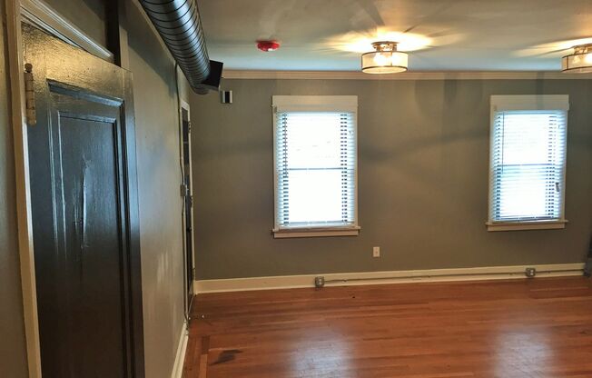 5612 Beacon St.