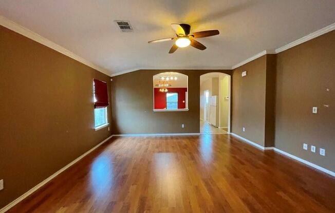 Well care for, updated 3 bedroom home on a huge corner lot in Southlake Ranch!