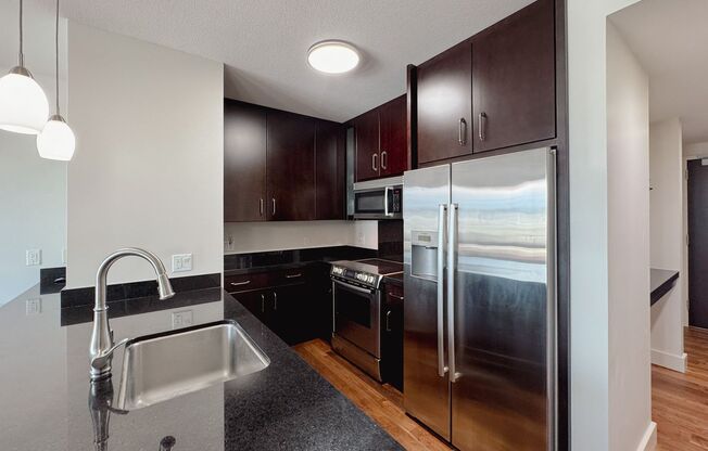 Furnished 1BD/1BA/1PKG at Waihonua in Kakaako