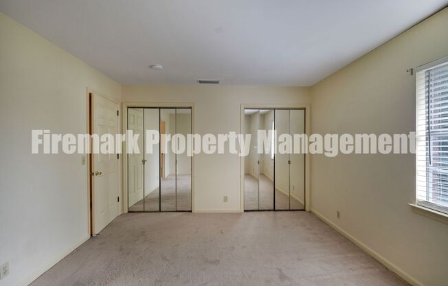 2 beds, 1.5 baths, $1,500, Unit G4