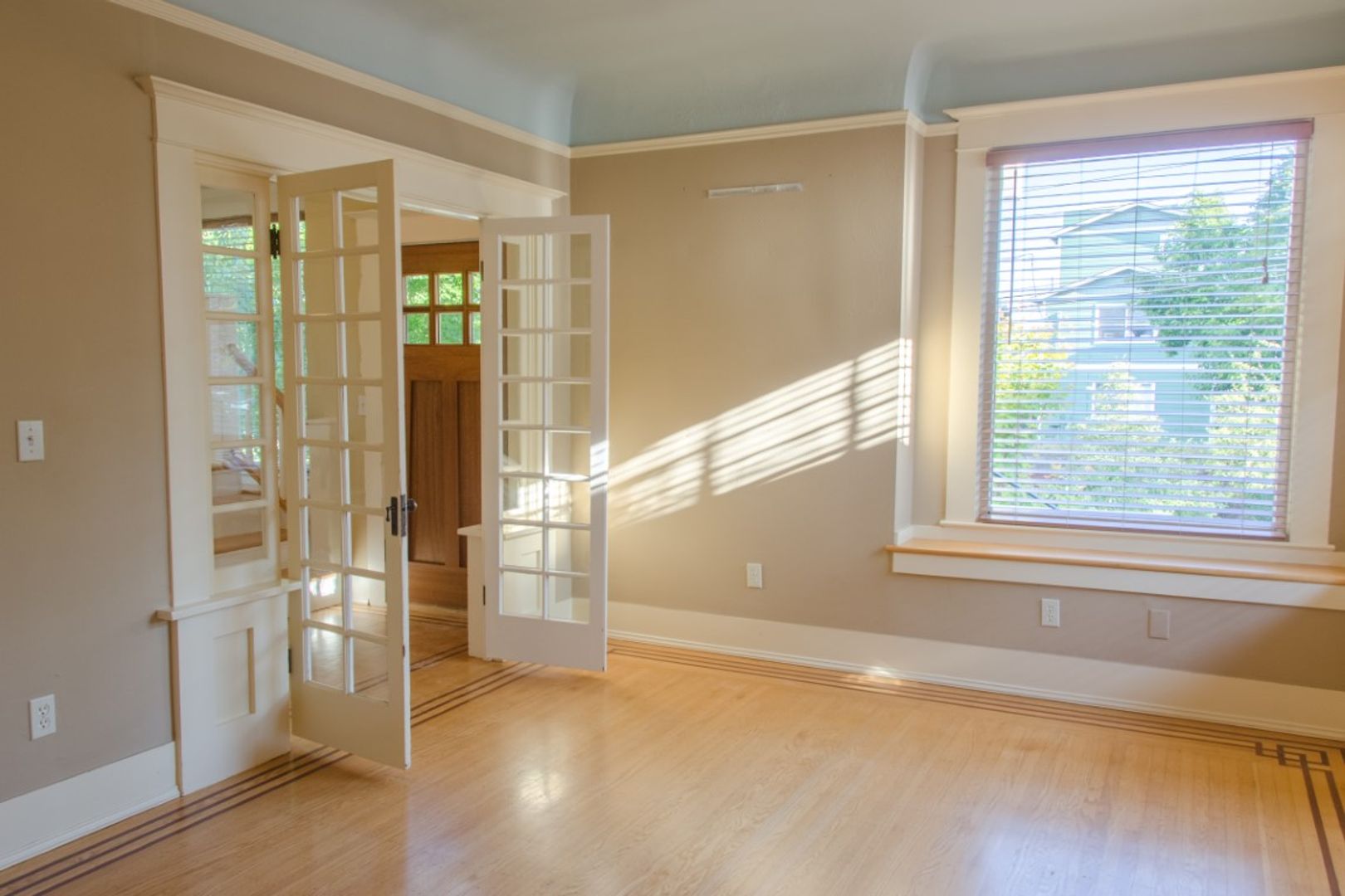 4Bd/2.75Ba Seattle House