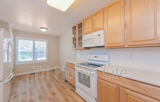 22137 E IRISH DR