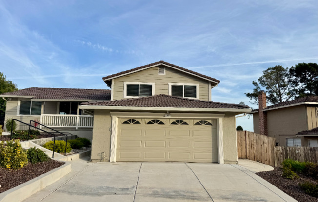 148 LANCASTER WAY