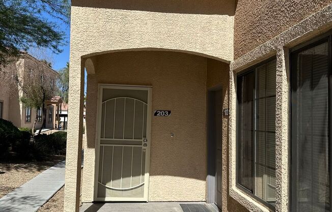2 bedroom/2 baths condo