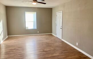 2 beds, 1 bath, $950